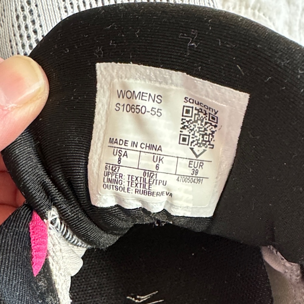 Saucony Gray Athletic Shoes Sneakers with Pink Laces - Picture 5 of 5